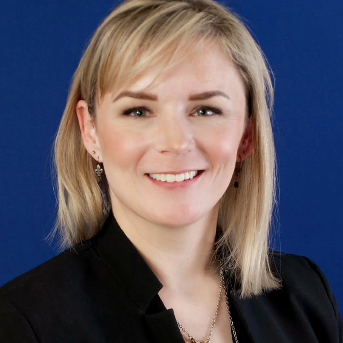 Stephanie Baird headshot