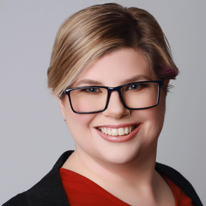 Rhonda Hart headshot